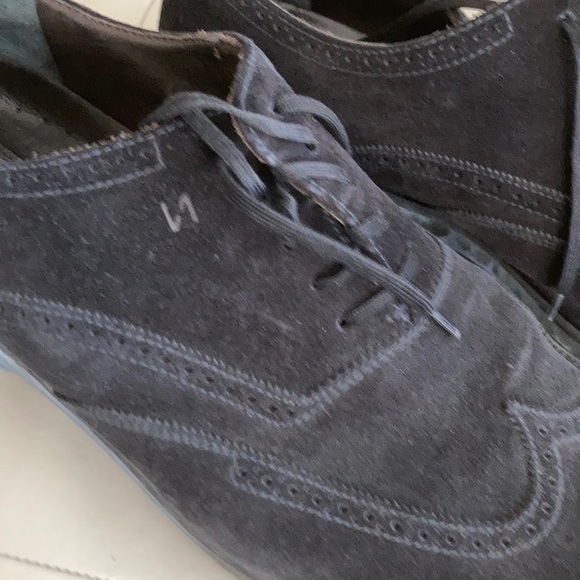 Fratelli Rossetti black suede lace up shoes. 12